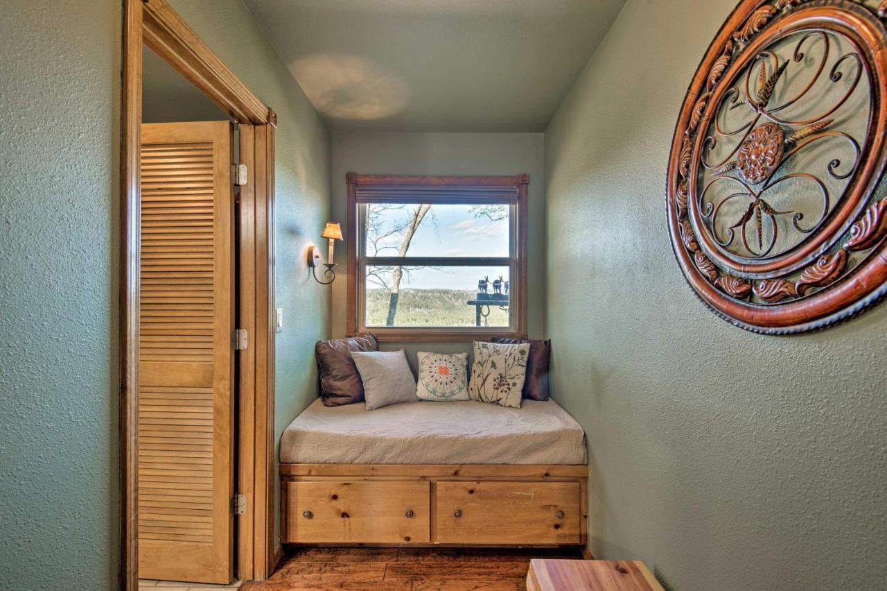 Broken Bow Cottage With Deck, Hot Tub And Fire Pit! מראה חיצוני תמונה